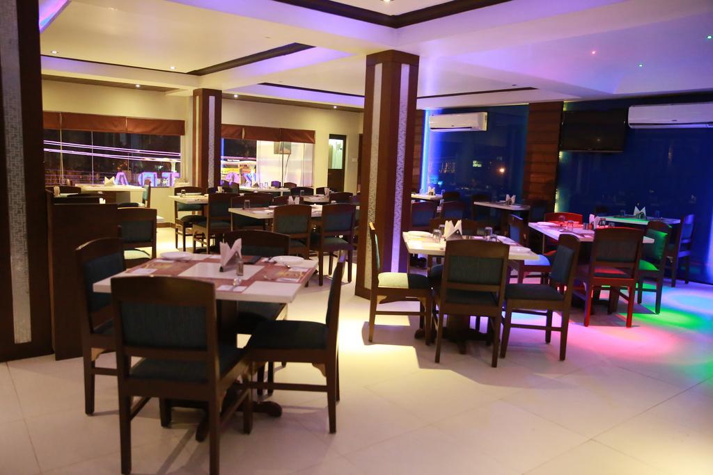 Oyo 13494 Hotel Nakshatra Inn 하이데라바드 외부 사진