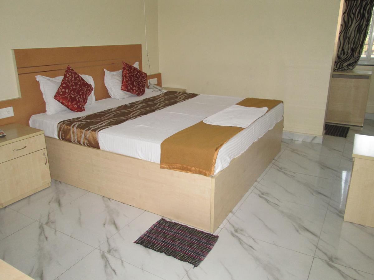 Oyo 13494 Hotel Nakshatra Inn 하이데라바드 외부 사진