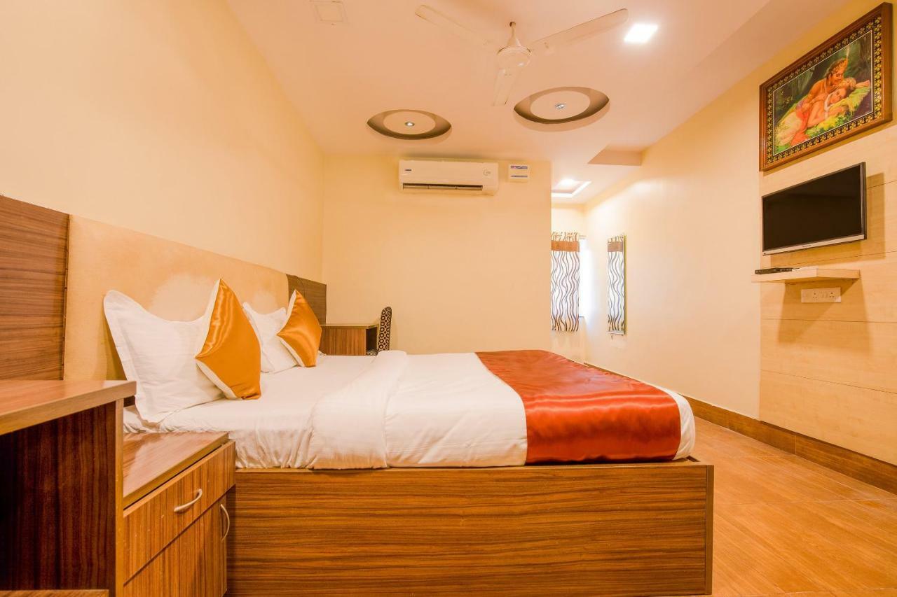 Oyo 13494 Hotel Nakshatra Inn 하이데라바드 외부 사진
