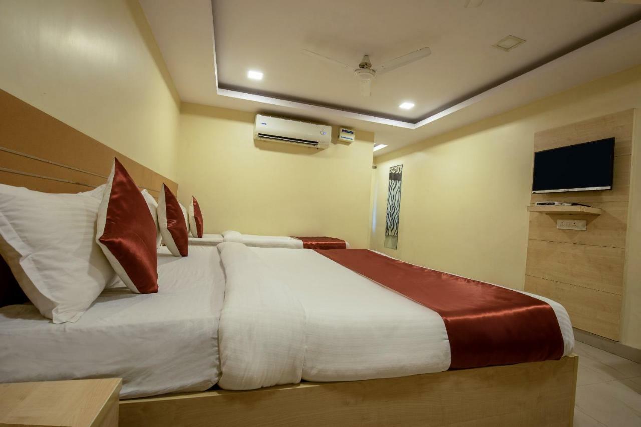 Oyo 13494 Hotel Nakshatra Inn 하이데라바드 외부 사진